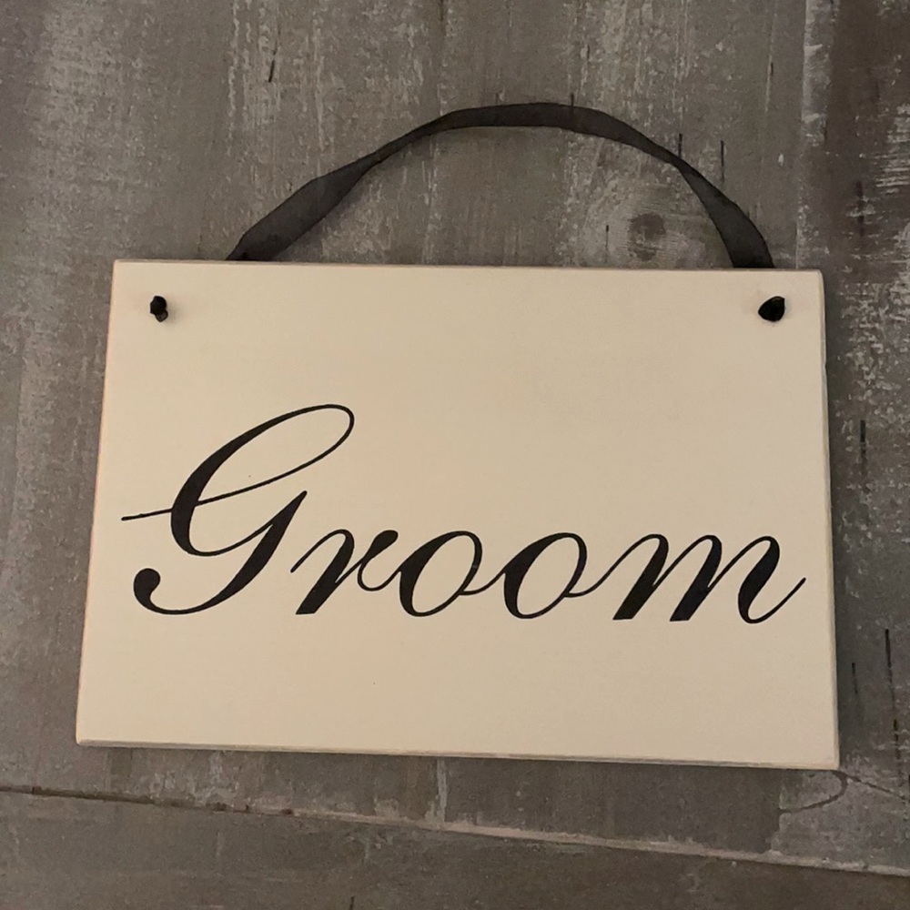 Groom Sign